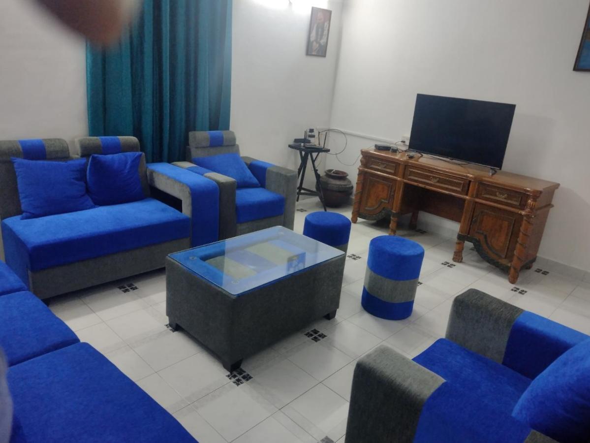 Amazing Hilltop 4 Bhk Villa With Private Pool Near Candolim Luaran gambar